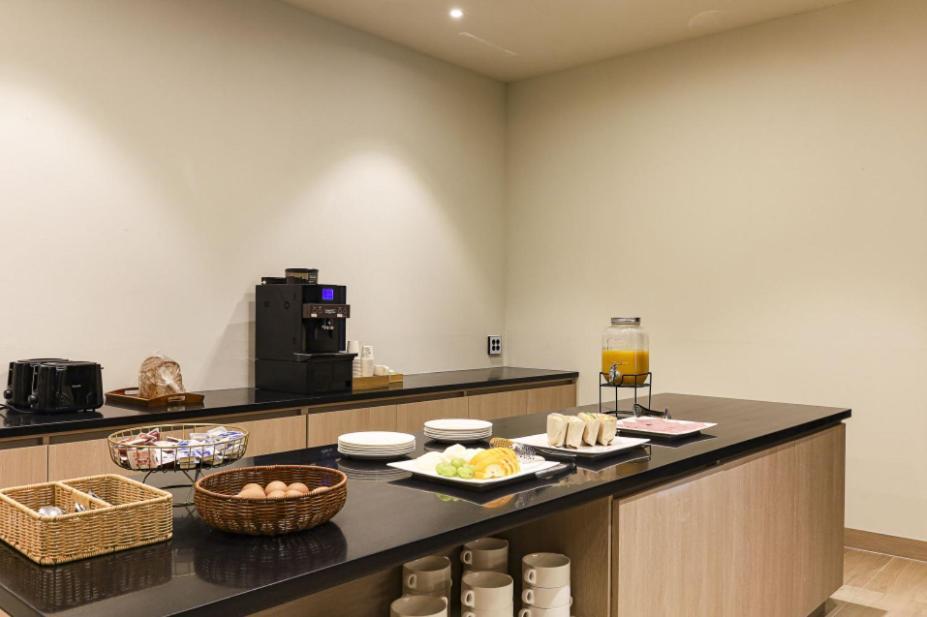 Hound Hotel Changwon Buitenkant foto