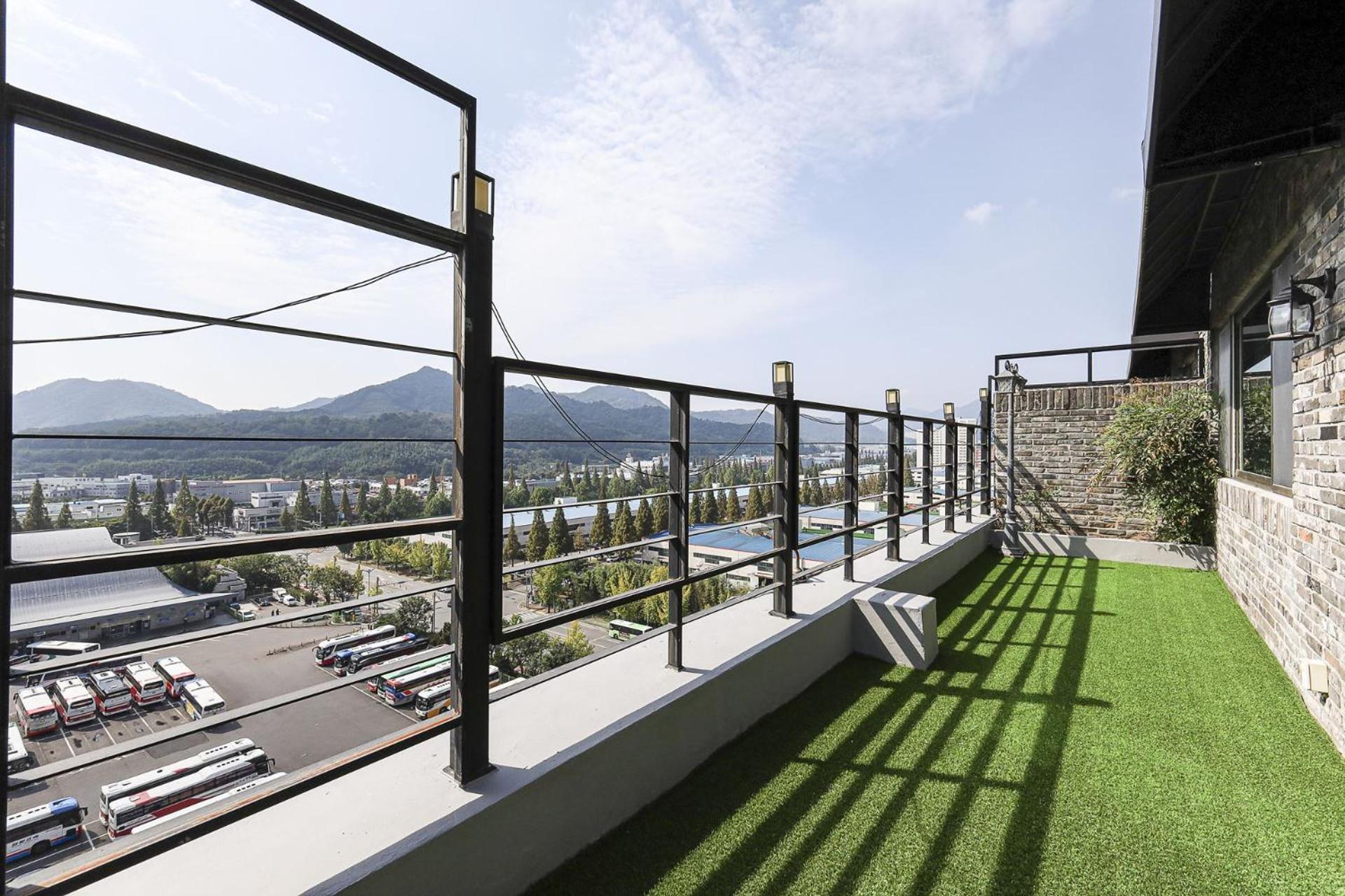 Hound Hotel Changwon Buitenkant foto