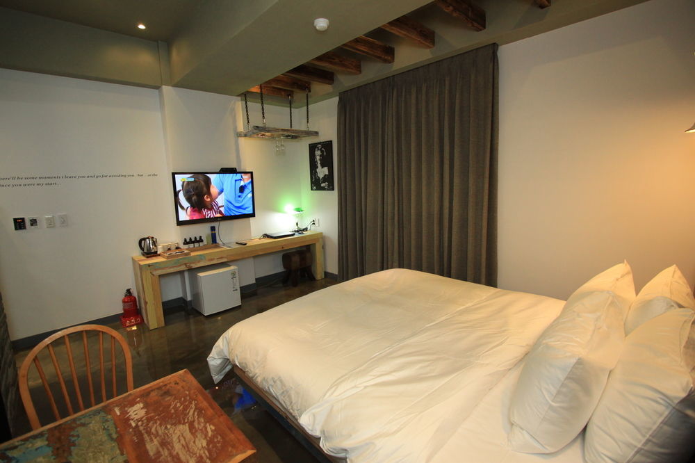 Hound Hotel Changwon Buitenkant foto
