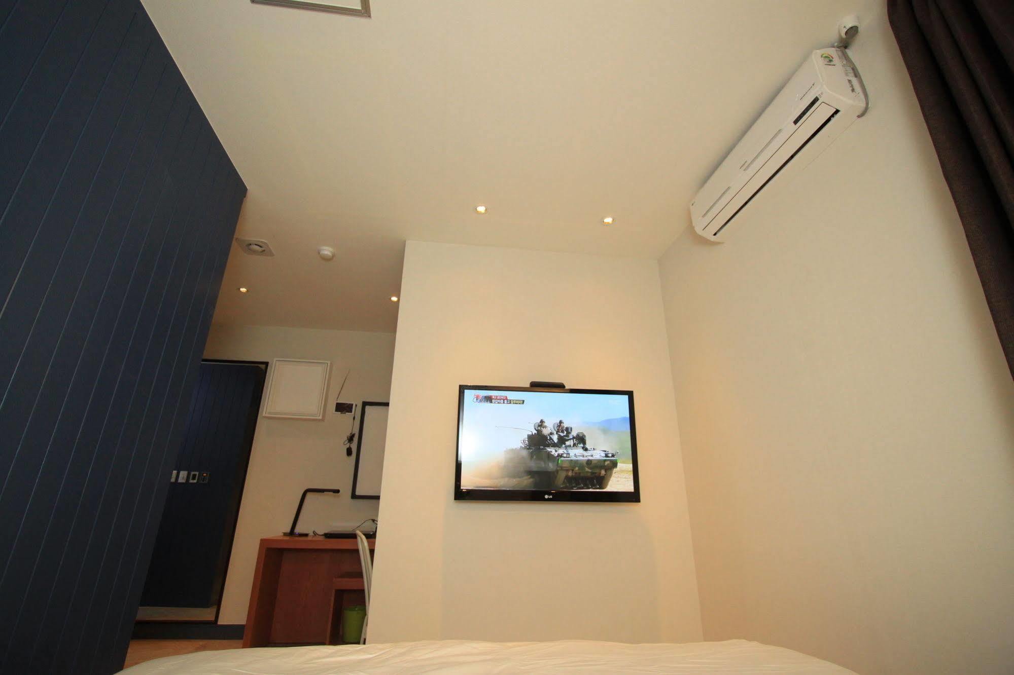 Hound Hotel Changwon Buitenkant foto