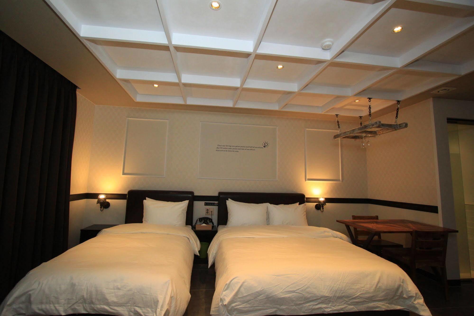 Hound Hotel Changwon Buitenkant foto