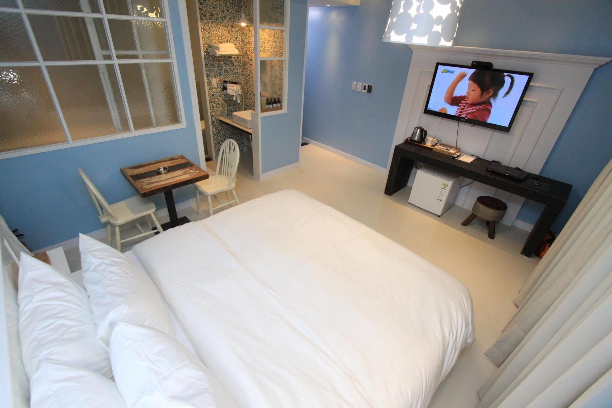 Hound Hotel Changwon Buitenkant foto