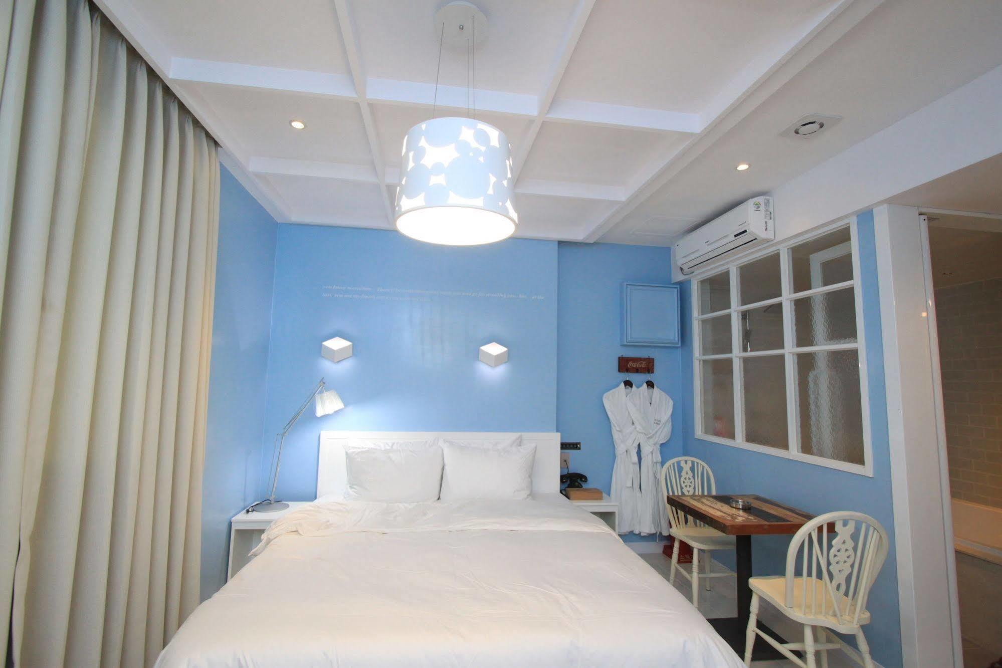 Hound Hotel Changwon Buitenkant foto